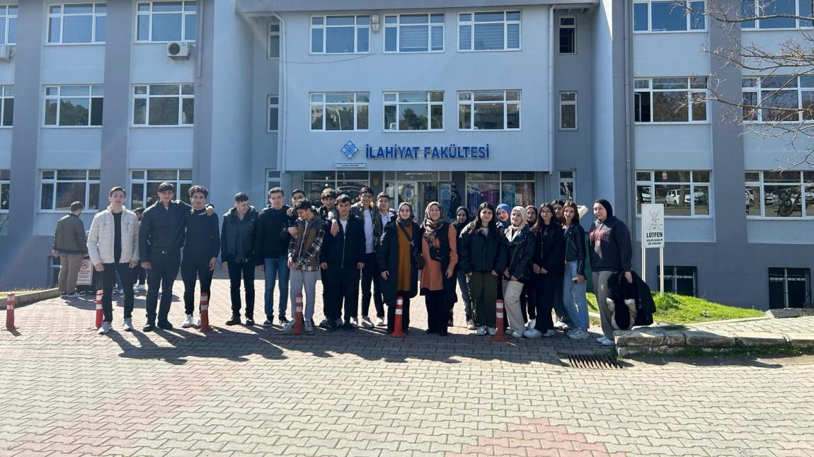 Hedef YKS 2024 Kapsamında Tekirdağ Namık Kemal Üniversitesi'ne Tanıtım Gezisi  Düzenlendi 